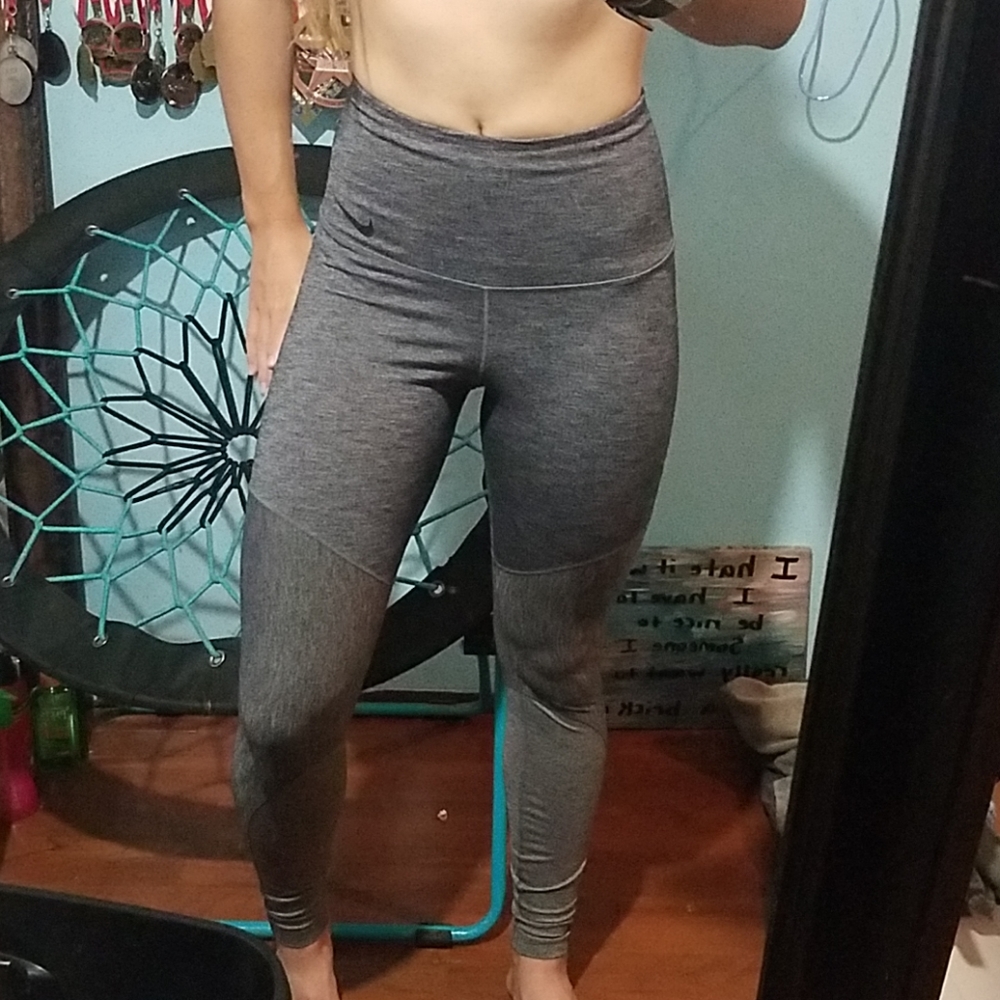 Nike leggings